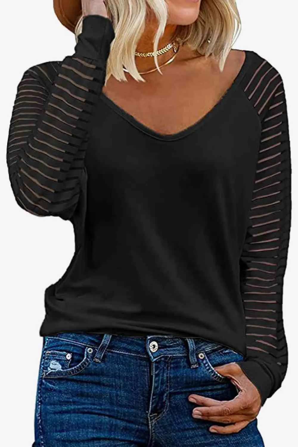 TEEK - V-Neck Long Raglan Sleeve Top